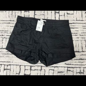 H&M black shorts
